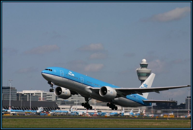 KLM 777