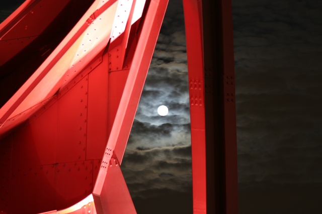 Red Moon.jpg