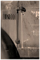 U. 12 000