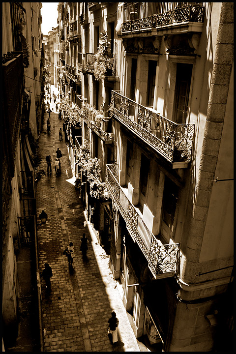 Barcelona-highalley1.jpg