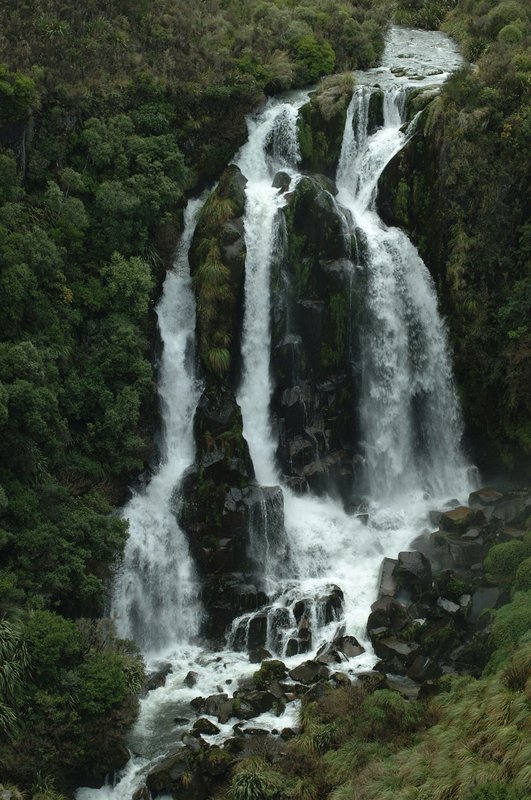Waipunga Falls.JPG