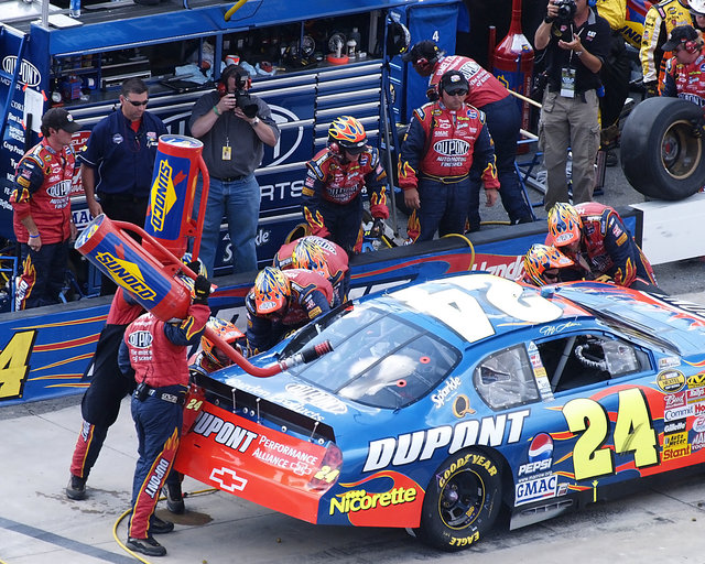 Jeff Gordon Pit Stop Dover DE.