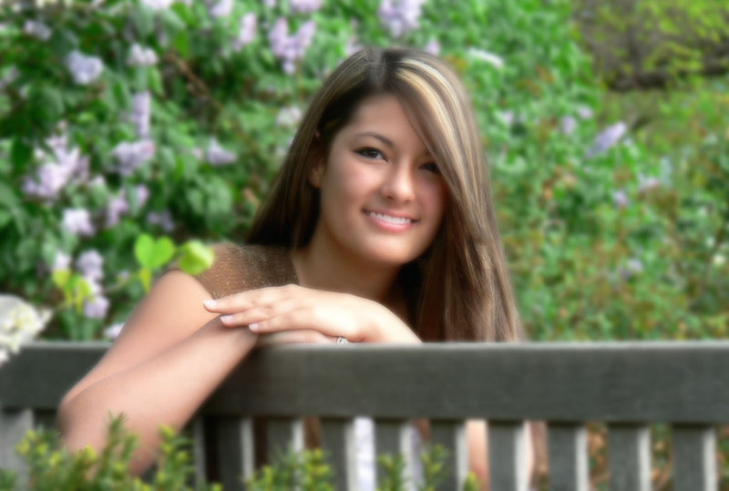 Nicole 