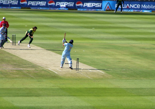 Bowled-01.jpg
