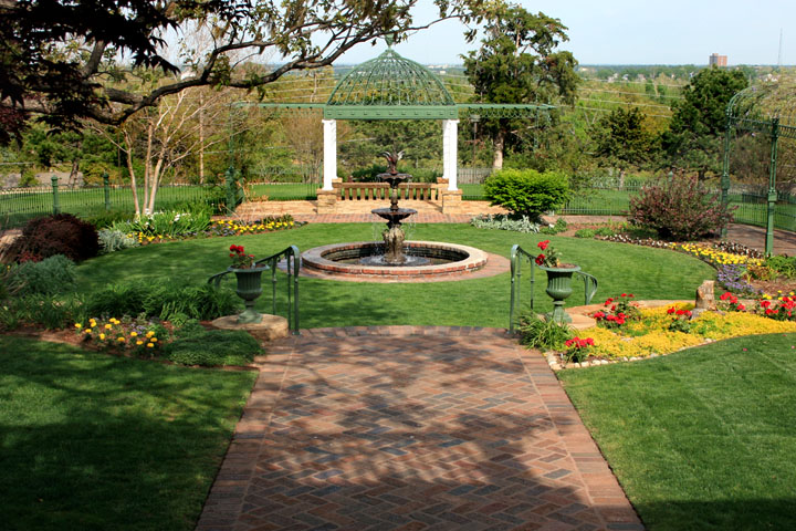 Pretty Spring Garden