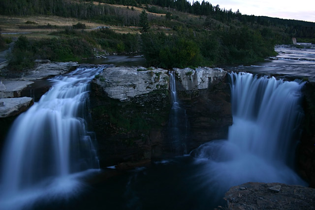 waterfall2.jpg