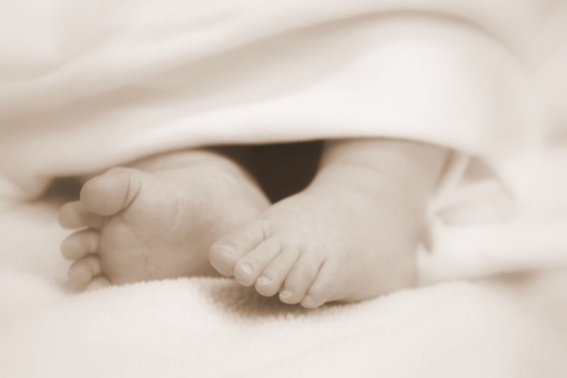 Ten Tiny Toes