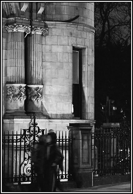Day 21 - London, England (B&W)