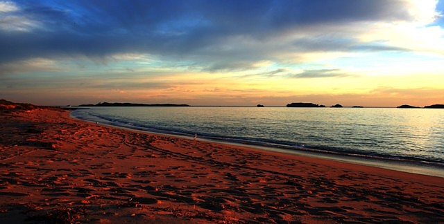 Safety Bay sunset beach and bird dpc.jpg