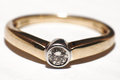 engagement ring-macro