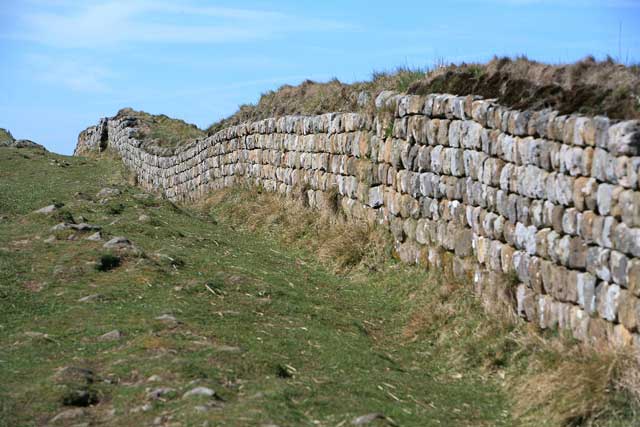 Hadrians-Wall-08.jpg