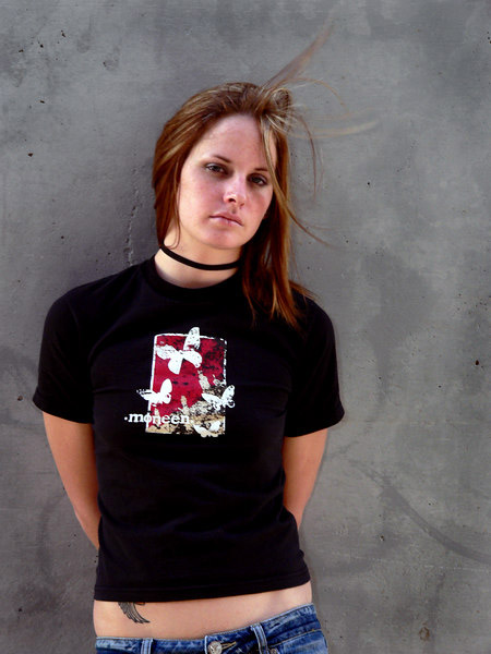 68301842-L.jpg