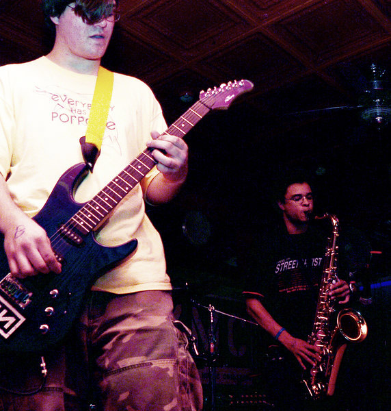 68815418-L.jpg