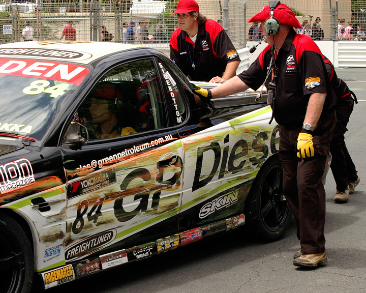 V8 Utes