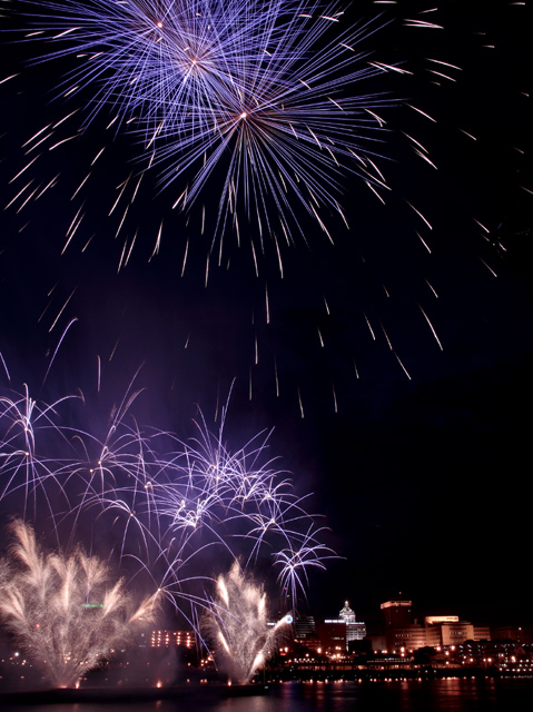 red,white-and-boom-1.jpg