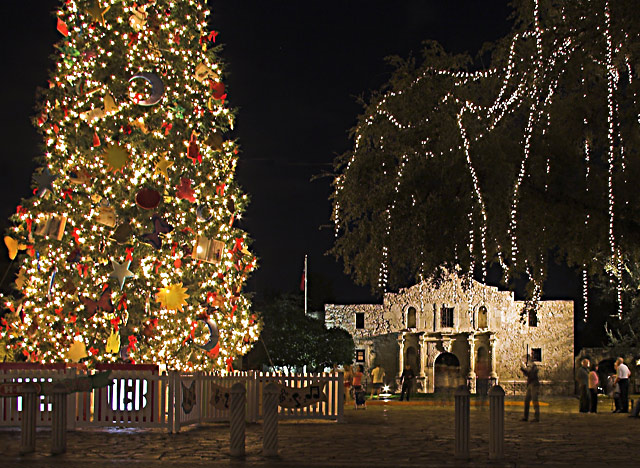 Christmas at the Alamo