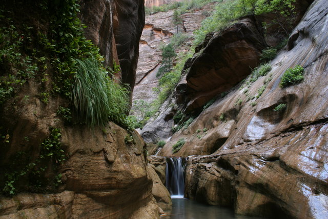 Zion Narrows barrier waterfall in Orderville Canyon