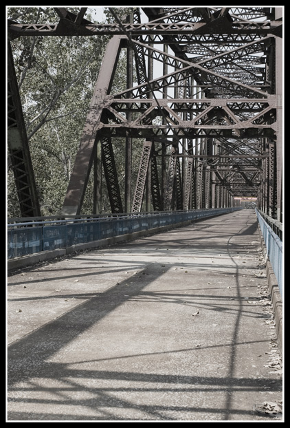 The Old Chain of Rocks Bridge