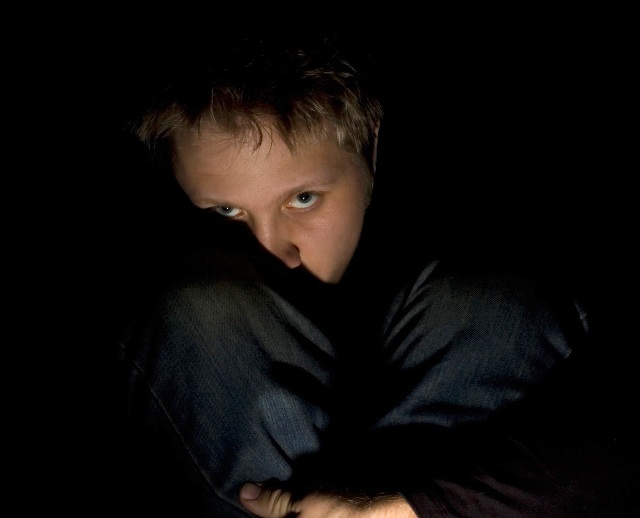 Behind Blue Eyes (Neg)