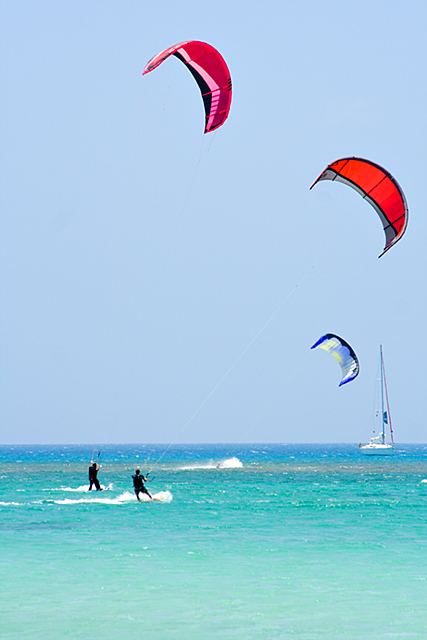 Los Lobos, kitesurfing at Playa La Concha