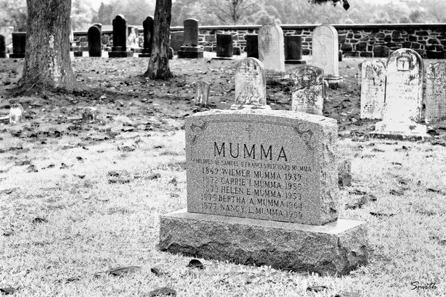 Mumma Cemetary