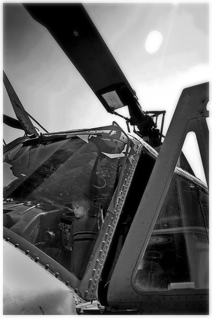 helicopter1_small.jpg