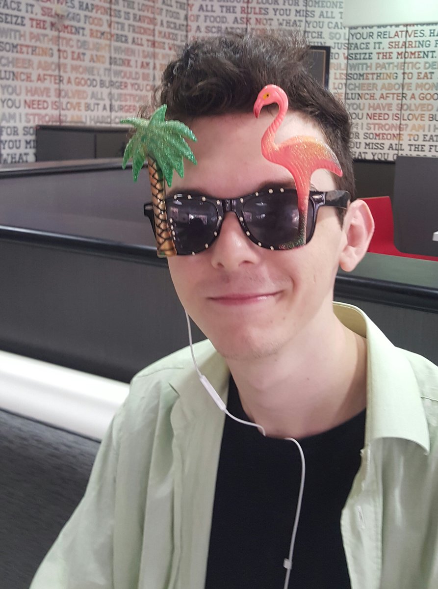 Florida_pelican_weirdo_glasses