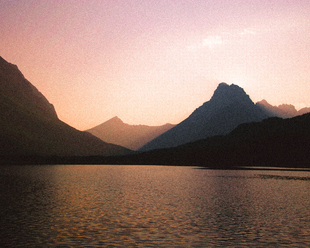 "Many Glaciers", Montana