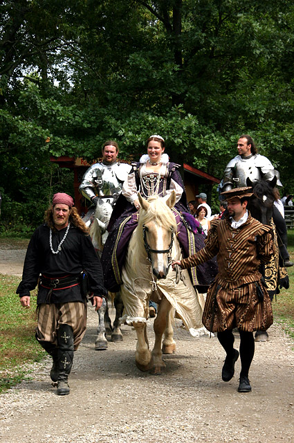 IMG_9018Queen-parade.jpg