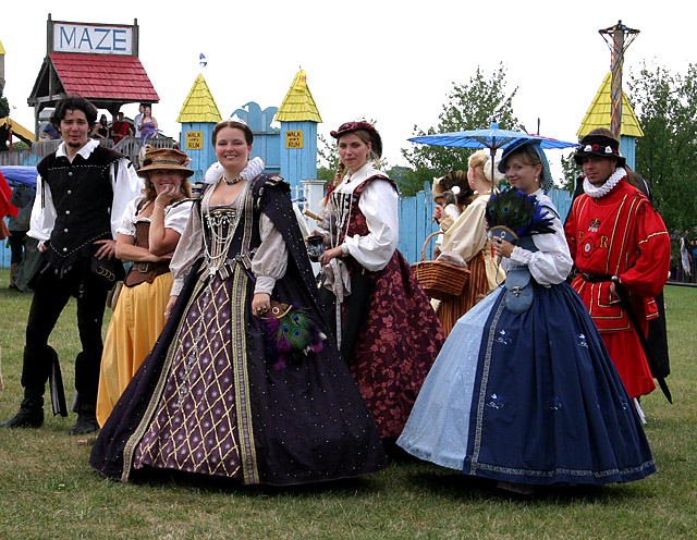 IMG_9157court-stroll.jpg