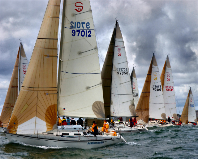 Yacht Race 2.jpg