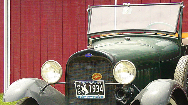 Old Car small.jpg