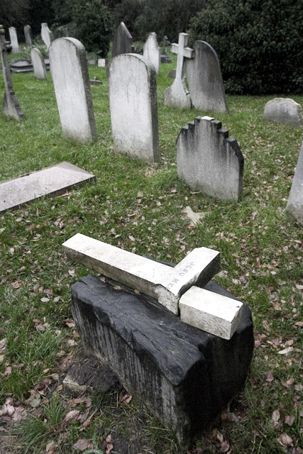 Broken cross