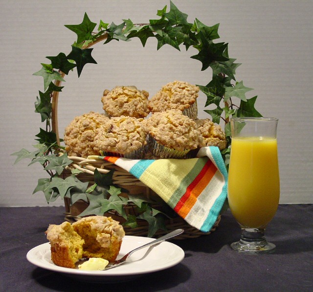 Pumpkin Cream Cheese Muffins