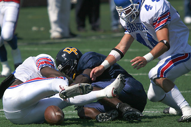 [Sports] Fumble!