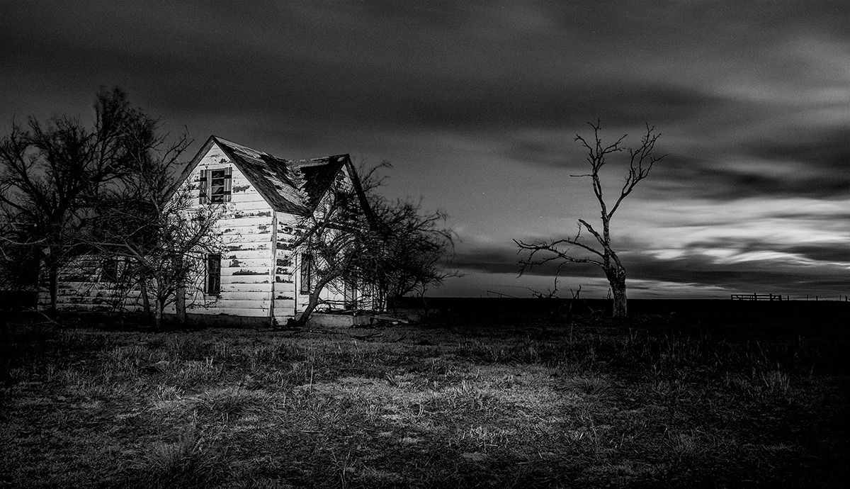 MadMan-house-T1