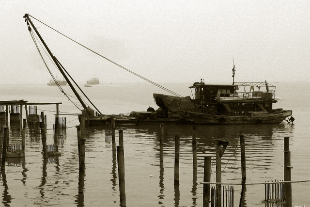 boat3_small.jpg