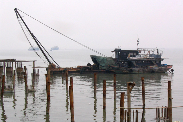 boat3_color_small.jpg
