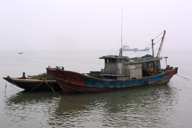 boat1_color_small.jpg