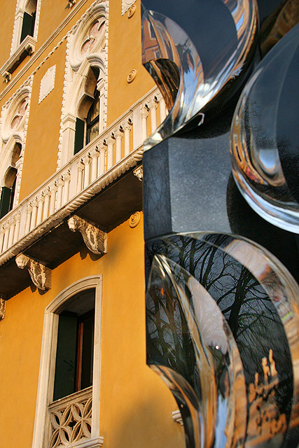 Museum and Sculpture