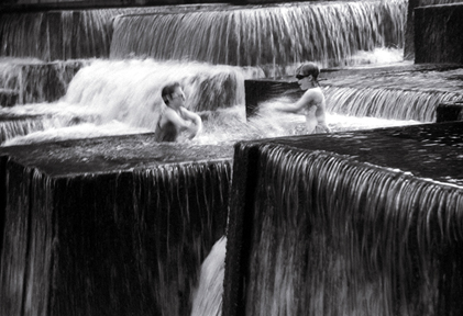 Girls in Fountain PORTLAND.jpg