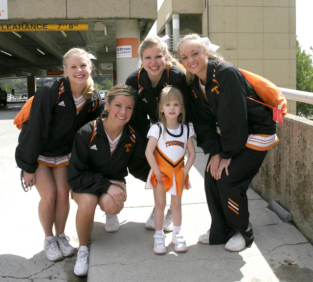 _MG_1783 - cheerleaders - small.jpg