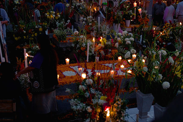 Recordando a los muertos