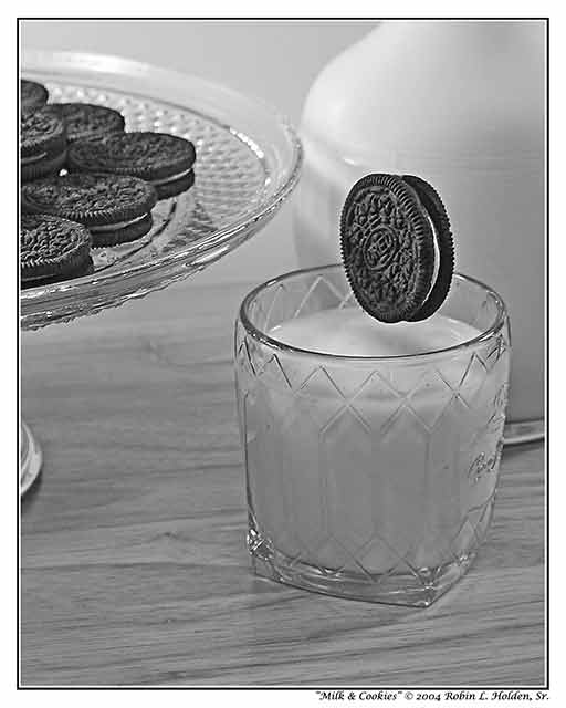 Milk&Cookies-01.jpg