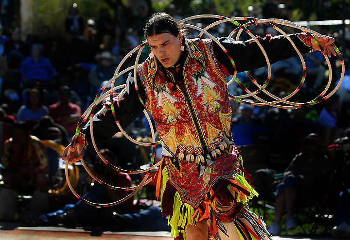 hoop dancer 008