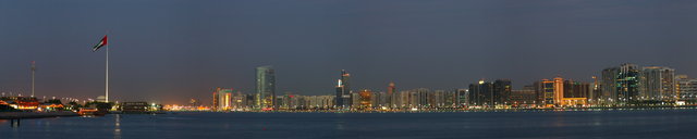 Abu Dhabi Corniche, UAE Panorama 1 (5x1)