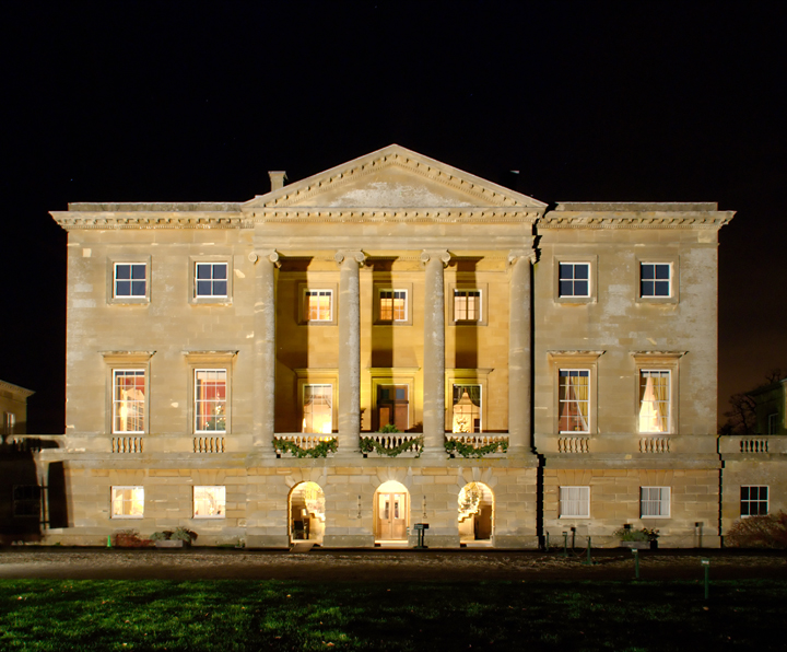 0669-Basildon-House-at-Nigh.jpg