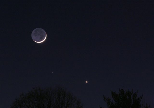 Almost moonset 