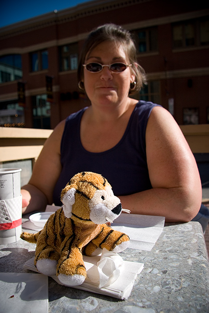 Perry soaking up the sun in cafe society