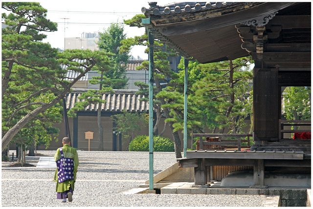 Sanjusangendo Monk